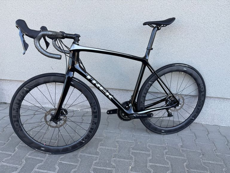 Used Trek Émonda SLR 8 Disc 2018 2018 Road & Gravel, Black — image 17 of 22