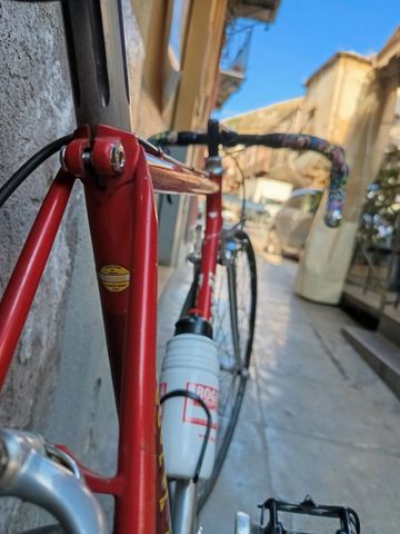 Used Daccordi Custom Campagnolo Record 1990 Road & Gravel, Red — image 1 of 6