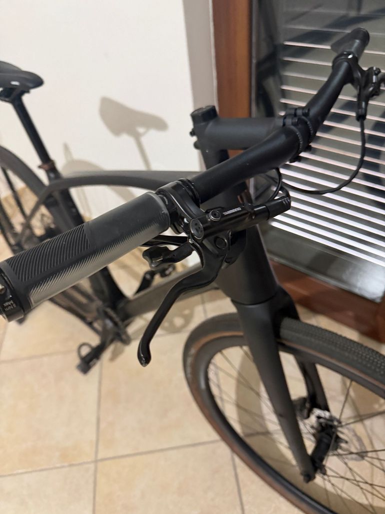 Used Trek FX Sport 6 2024 2024 Urban, Black — image 7 of 13