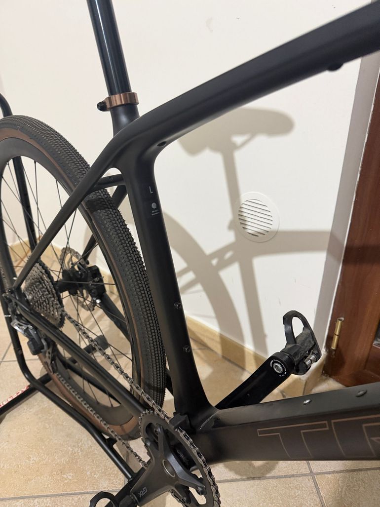 Used Trek FX Sport 6 2024 2024 Urban, Black — image 5 of 13