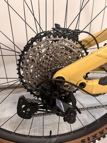 Used Canyon Torque 29 AL 6 2022 2022 Mountainbike, Naranja — image 11 of 13