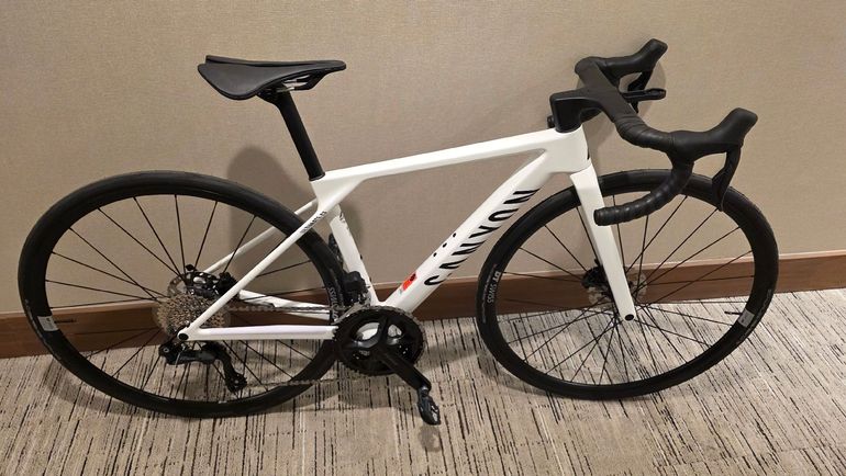Used Canyon Ultimate CF 7 Di2 2026 2026 Road & Gravel, White — image 1 of 11