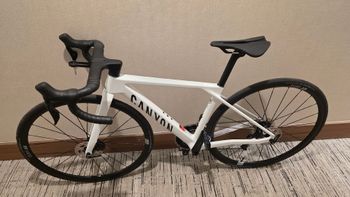 Used Canyon Ultimate CF 7 Di2 2026 2026 Road & Gravel, White — image 2 of 11