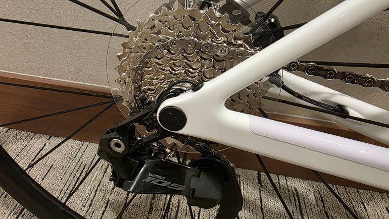 Used Canyon Ultimate CF 7 Di2 2026 2026 Road & Gravel, White — image 3 of 11