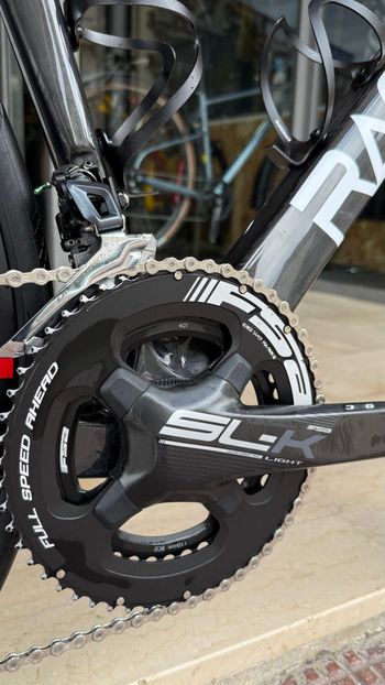 Used Light Carbon Light Carbon Custom Shimano Ultegra 2025 Road & Gravel, Negro — image 7 of 11