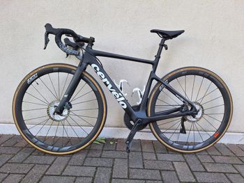 Used Cervélo Caledonia Ultegra Di2 Disc 2021 2021 Road & Gravel, Black — image 2 of 7