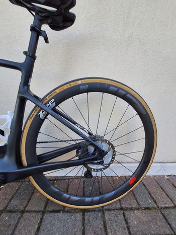 Used Cervélo Caledonia Ultegra Di2 Disc 2021 2021 Road & Gravel, Black — image 5 of 7
