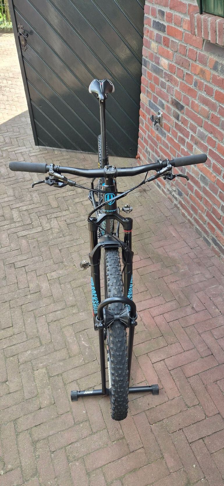 Used Mondraker CHRONO CARBON R 2023 2023 Mountainbike, Black, 29 — image 6 of 12