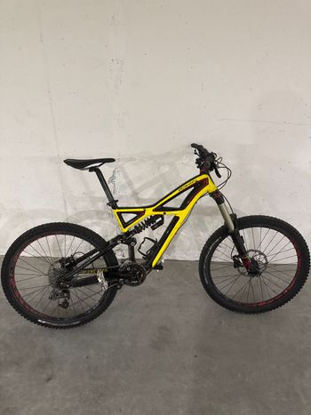 Used Specialized Enduro EVO 2012 2012 Mountainbike — image 2 of 4