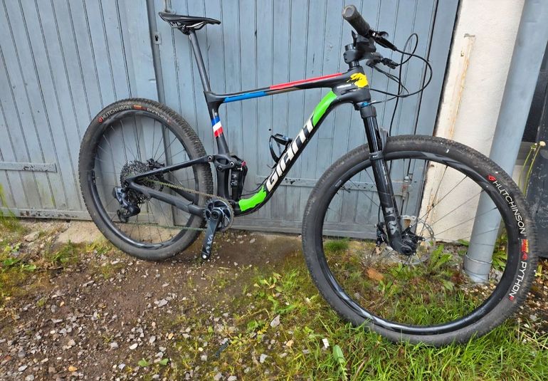Used Giant Anthem Advanced, Pro 29 1 2021 2021 Mountainbike — image 1 of 4