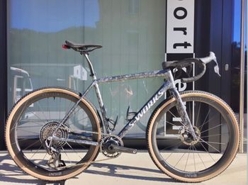 Used Specialized Crux SRAM Red eTap AXS 2026 Road & Gravel — image 6 of 7