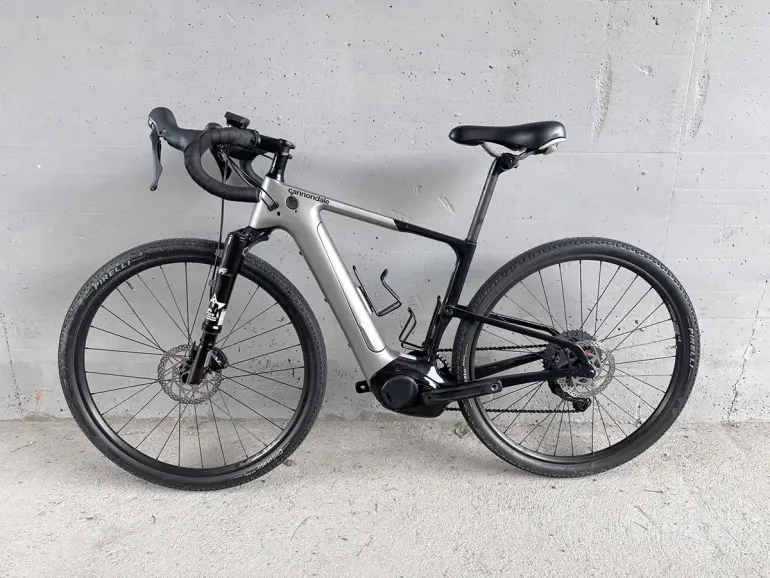 Used Cannondale Topstone Neo Carbon Lefty 3 2022 2022 Road & Gravel, Light Gray — image 2 of 10