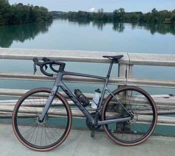 Used Scott Addict 40 2023 2023 Road & Gravel