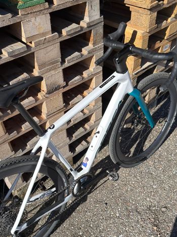 Used Orbea TERRA M31eTEAM 1X 2025 2025 Road & Gravel, Blanco — image 3 of 10