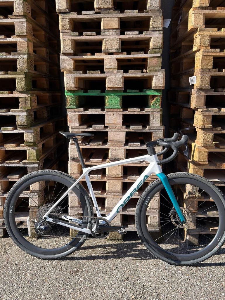 Used Orbea TERRA M31eTEAM 1X 2025 2025 Road & Gravel, Blanco — image 1 of 10