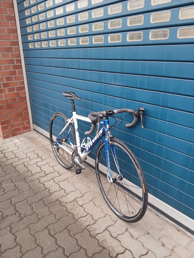 Used Stevens Stelvio Shimano 105 2010 Road & Gravel, White — image 5 of 7