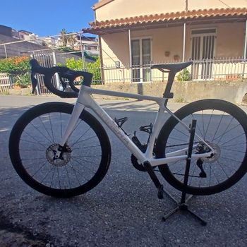 Used Carrera Carrera Custom Shimano Ultegra Di2 2025 Road & Gravel, White — image 2 of 8