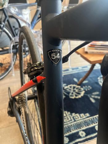 Used Specialized Allez E5 Sport 2017 2017 Road & Gravel — image 2 of 8