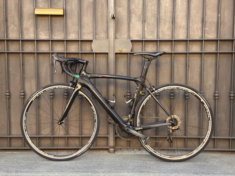 Used Bianchi Oltre XR3 Ultegra 2020 2020 Road & Gravel, Black — image 2 of 9
