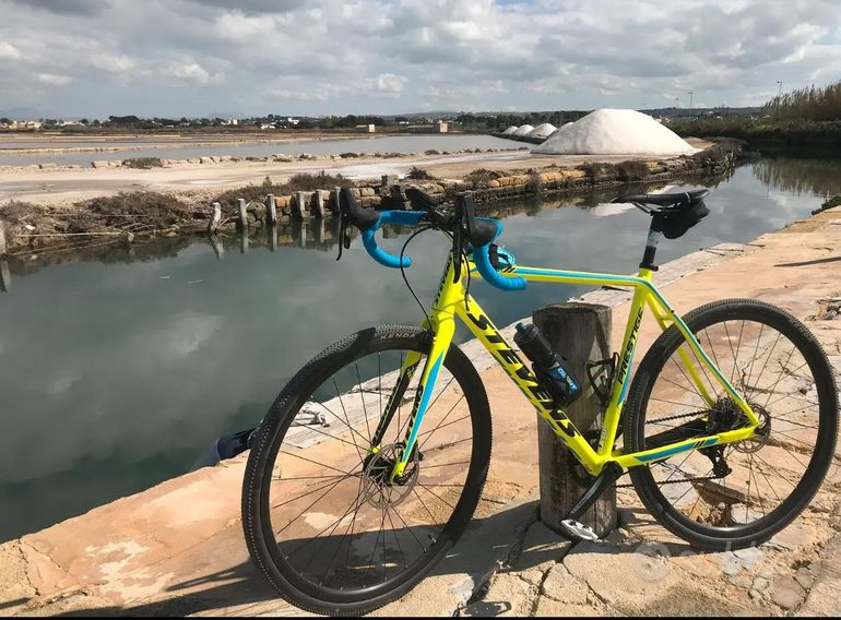 Used Stevens Prestige SRAM Rival 2020 Road & Gravel — image 1 of 13