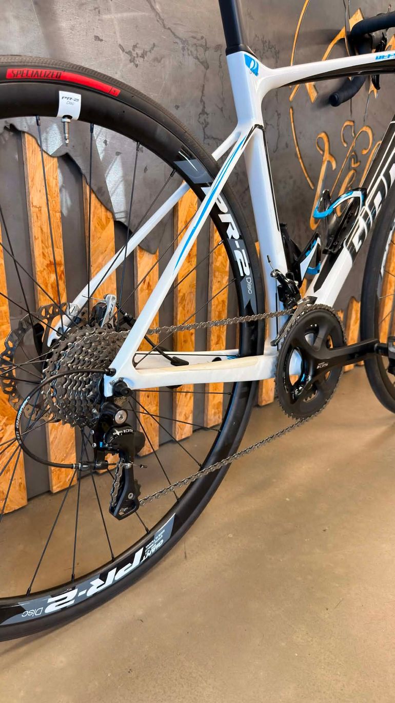 Used Giant Defy Advanced 2 White 2016 2016 Road & Gravel, White — image 3 of 3