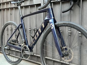 Gebrauchtes Scott Addict eRIDE 20 2022 2022 Road & Gravel, Blau — Bild 4 von 10