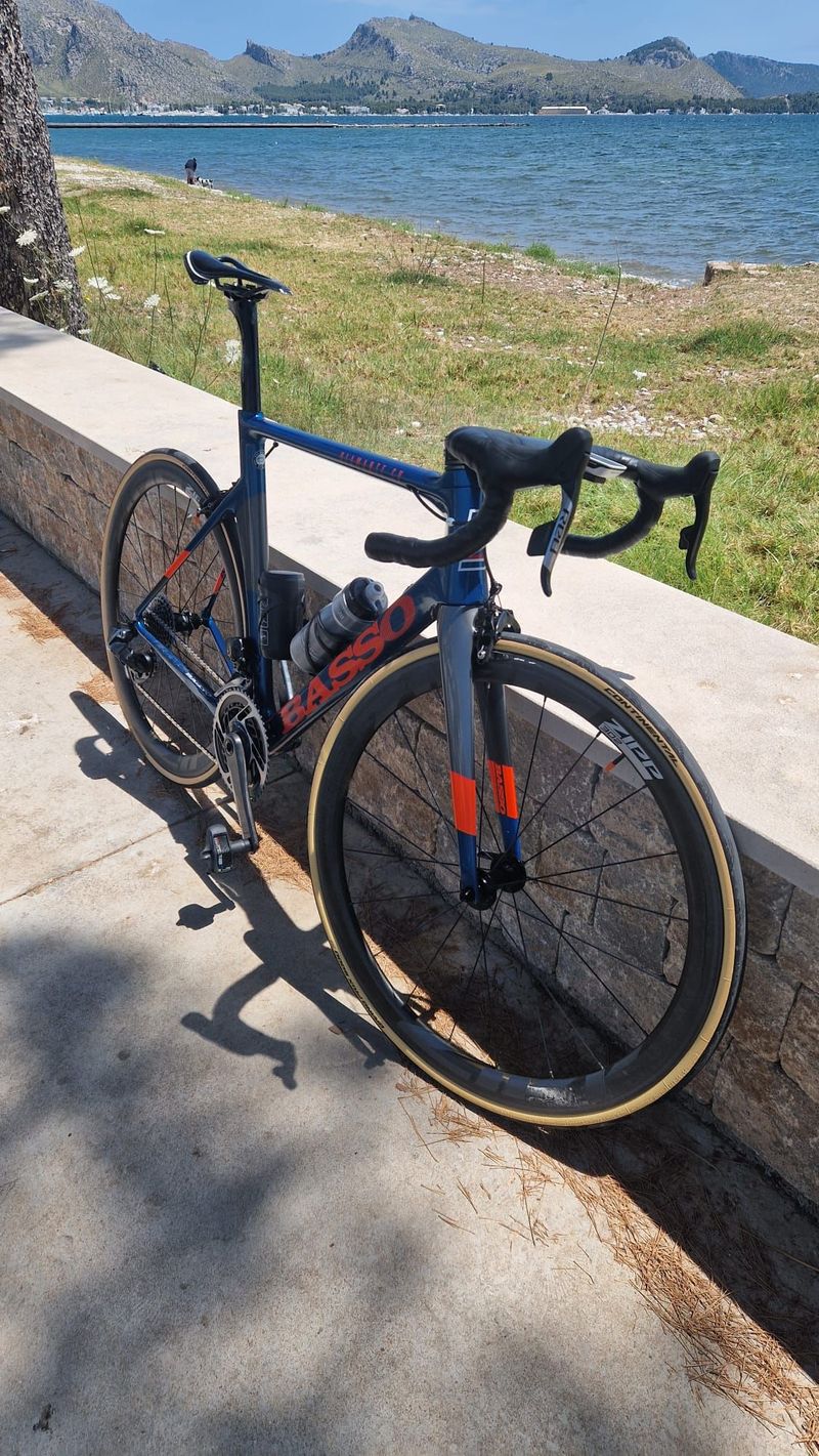 Used Basso Diamante SV Rim 2020 Sram Red ETap Axs 2020 Road & Gravel
