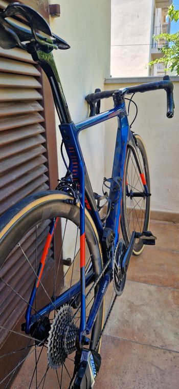 Used Basso Diamante SV Rim 2020 Sram Red ETap Axs 2020 Road & Gravel, Blue — image 8 of 9