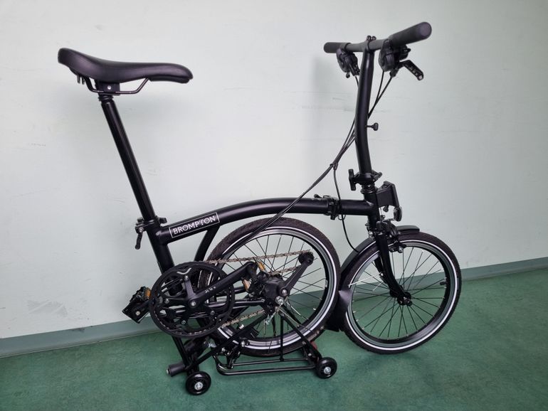 Used Brompton C Line Explore - 6 Speed 2024 2024 Urban, Black — image 1 of 13