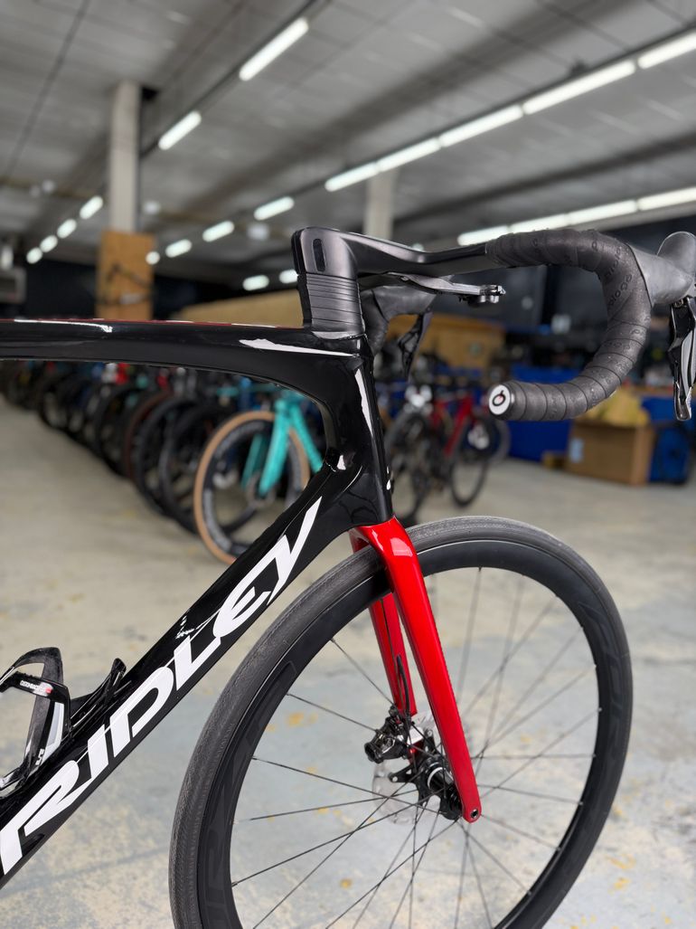 Used Ridley Fenix SLiC - Shimano Ultegra DI2 2x12sp 2022 2022 Road & Gravel, Black — image 6 of 21