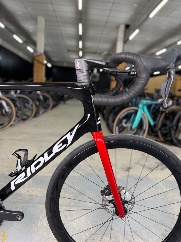 Used Ridley Fenix SLiC - Shimano Ultegra DI2 2x12sp 2022 2022 Road & Gravel, Black — image 2 of 21