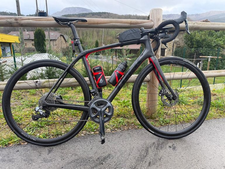 Used Trek Domane SLR 7 Disc 2019 2019 Road & Gravel — image 1 of 5