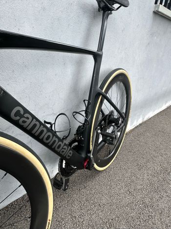 Used Cannondale SuperSix EVO Shimano Dura Ace Di2 2025 Road & Gravel, Black — image 9 of 10