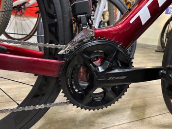 Used Trek Madone SL 6 Gen 7 2024 2024 Road & Gravel, Red — image 3 of 6