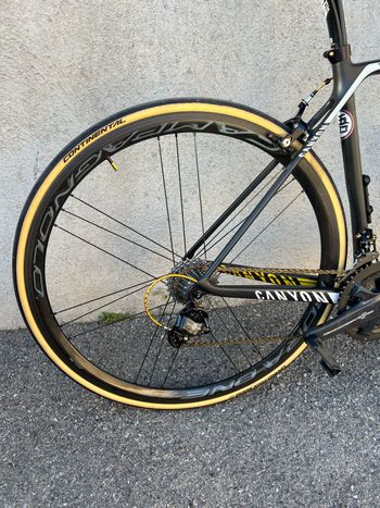 Used Canyon Ultimate Campagnolo Super Record 2015 Road & Gravel — image 8 of 15