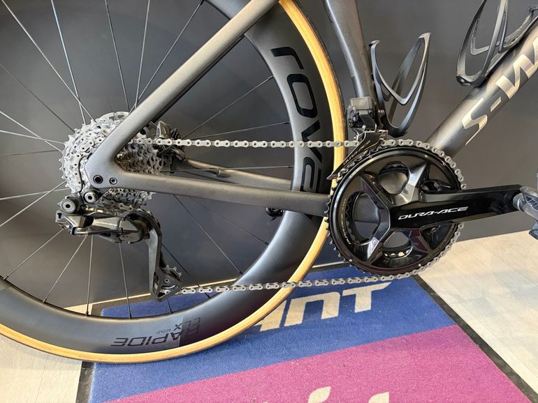Used Specialized S-Works Tarmac SL7 - Shimano Dura-Ace Di2 2023 2023 Road & Gravel, Black — image 3 of 10