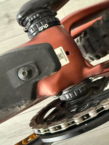 Brugt Specialized Stumpjumper 15 Öhlins Coil 2025 Frameset 2025 Mountainbike — billede 15 af 40