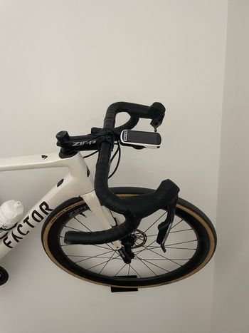Used Factor O2 - SRAM Force w/ Power Meter 2024 2024 Road & Gravel, White — image 3 of 6