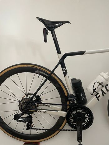 Used Factor O2 - SRAM Force w/ Power Meter 2024 2024 Road & Gravel, White — image 2 of 6
