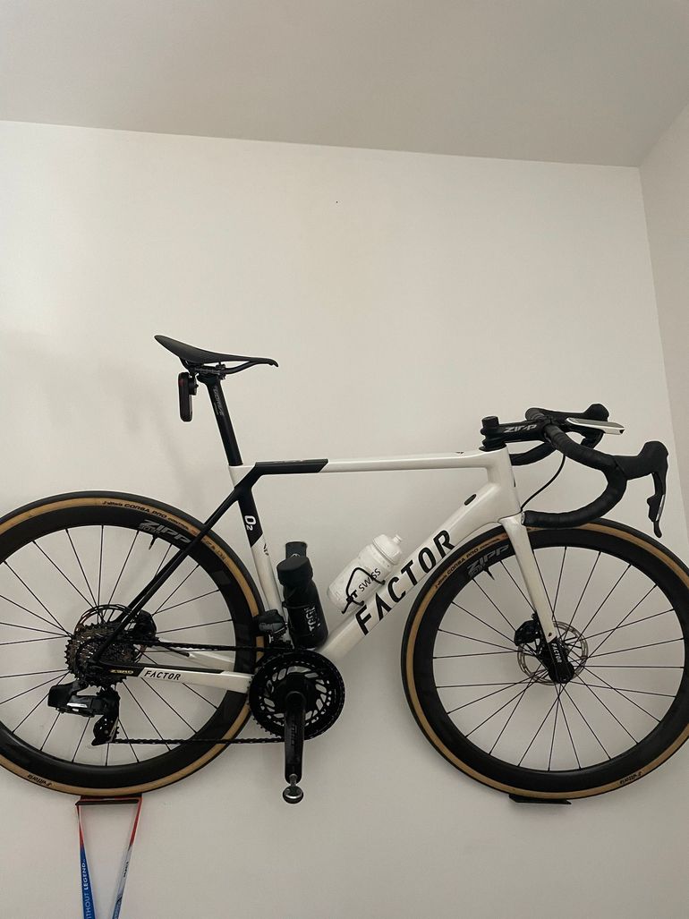 Used Factor O2 - SRAM Force w/ Power Meter 2024 2024 Road & Gravel, White — image 1 of 6