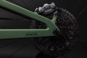 Used Santa Cruz Bronson 90 2026 2026 Mountainbike, Green, 29, 27.5 — image 6 of 7