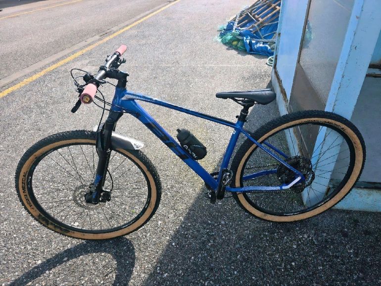 Used BH Expert 5.0 2020 2020 Mountainbike — image 1 of 6