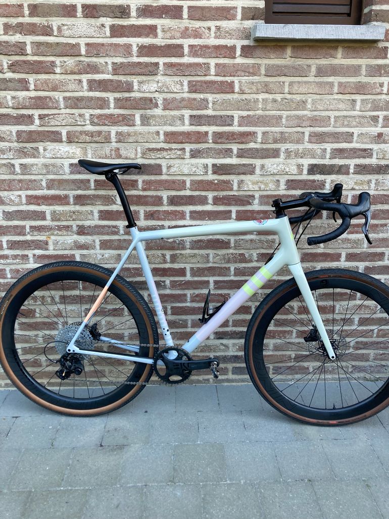 Used Specialized Crux Expert 2022 2022 Road & Gravel — image 1 of 9