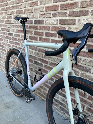 Tweedehands Specialized Crux Expert 2022 2022 Road & Gravel — afbeelding 2 van 9