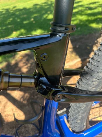 Used Orbea OIZ M-TEAM AXS 2024 2024 Mountainbike, Blue, 29 — image 6 of 17