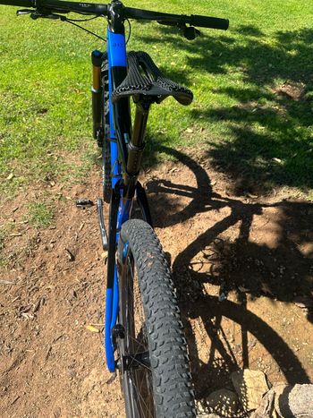 Used Orbea OIZ M-TEAM AXS 2024 2024 Mountainbike, Blue, 29 — image 10 of 17