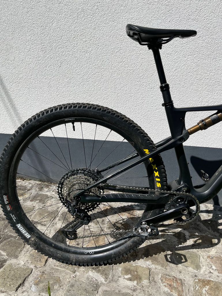Used Orbea OIZ M10 2023 2023 Mountainbike — image 5 of 10