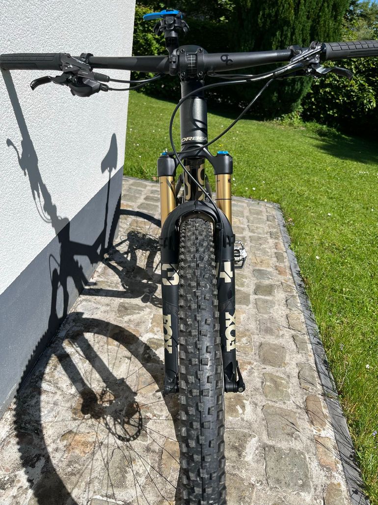 Used Orbea OIZ M10 2023 2023 Mountainbike — image 10 of 10