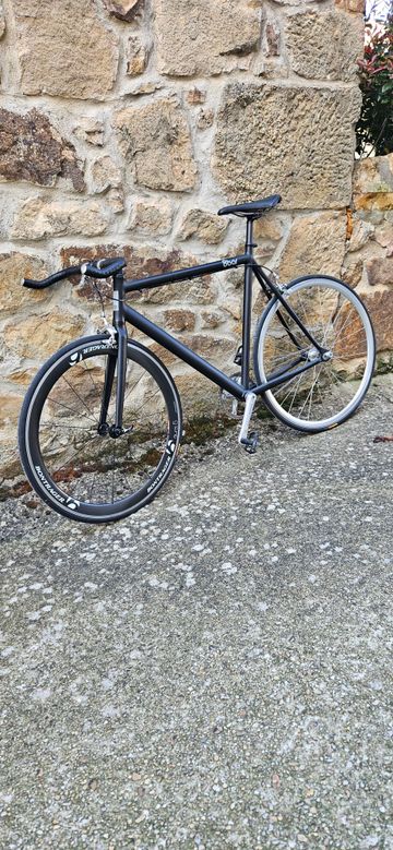 Použité 8Bar FHAIN V1 2017 Urban — obrázek 1 z 5