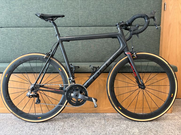 Used Focus IZALCO MAX Dura Ace Di2 2018 2018 Road & Gravel, Black — image 1 of 12